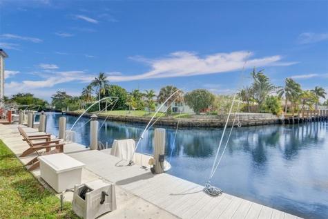 935 SE 9th Avenue Pompano Beach FL 33060