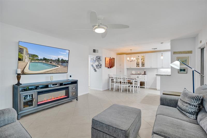 935 SE 9th Avenue Pompano Beach FL 33060