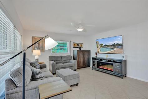 935 SE 9th Avenue Pompano Beach FL 33060