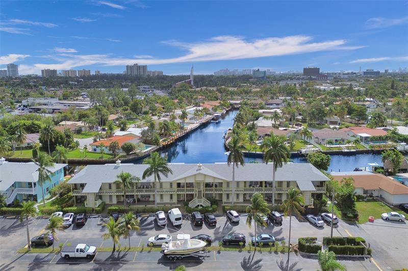 935 SE 9th Avenue Pompano Beach FL 33060