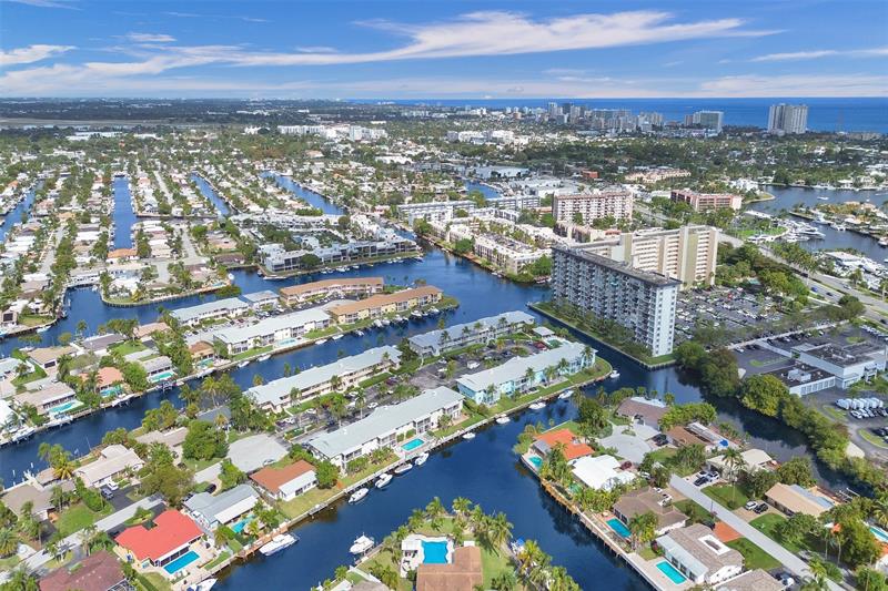 935 SE 9th Avenue Pompano Beach FL 33060