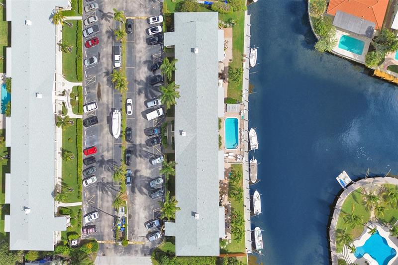 935 SE 9th Avenue Pompano Beach FL 33060