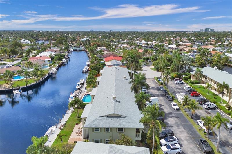 935 SE 9th Avenue Pompano Beach FL 33060