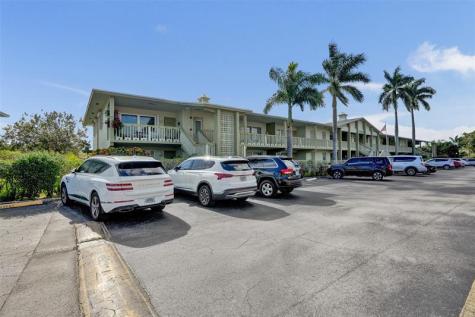 935 SE 9th Avenue Pompano Beach FL 33060