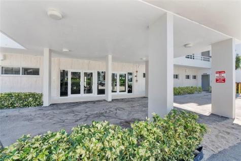 2701 S Ocean Boulevard Highland Beach FL 33487