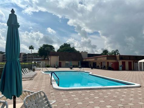 1015 Country Club Drive Margate FL 33063