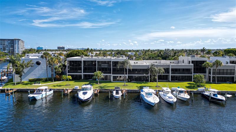 1100 SE 5th Court Pompano Beach FL 33060