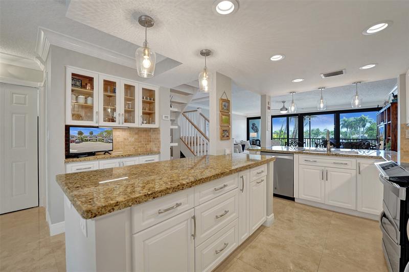 1100 SE 5th Court Pompano Beach FL 33060