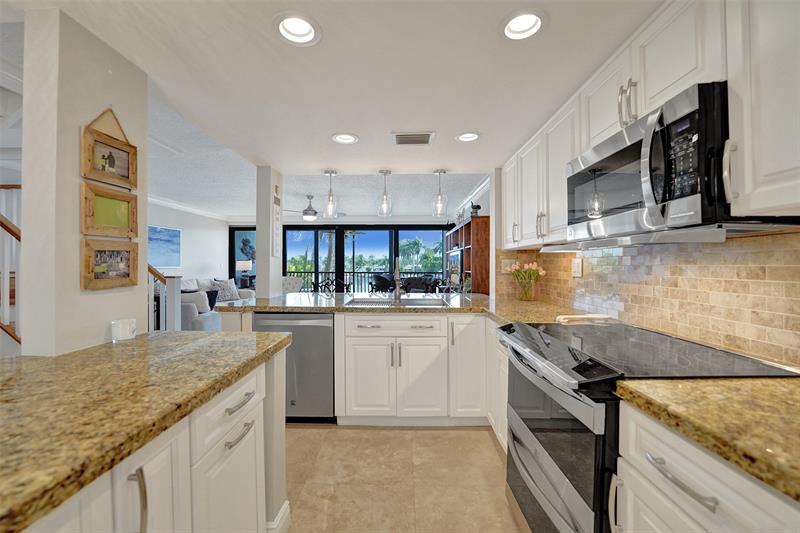 1100 SE 5th Court Pompano Beach FL 33060