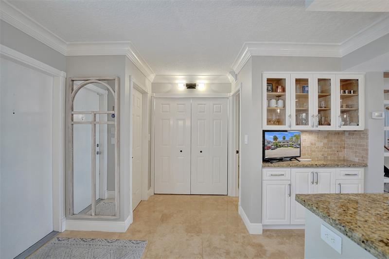 1100 SE 5th Court Pompano Beach FL 33060