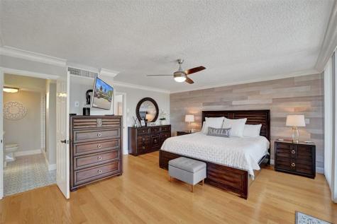 1100 SE 5th Court Pompano Beach FL 33060