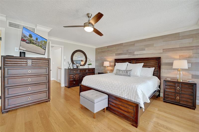 1100 SE 5th Court Pompano Beach FL 33060