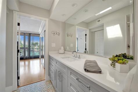 1100 SE 5th Court Pompano Beach FL 33060