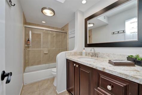 1100 SE 5th Court Pompano Beach FL 33060
