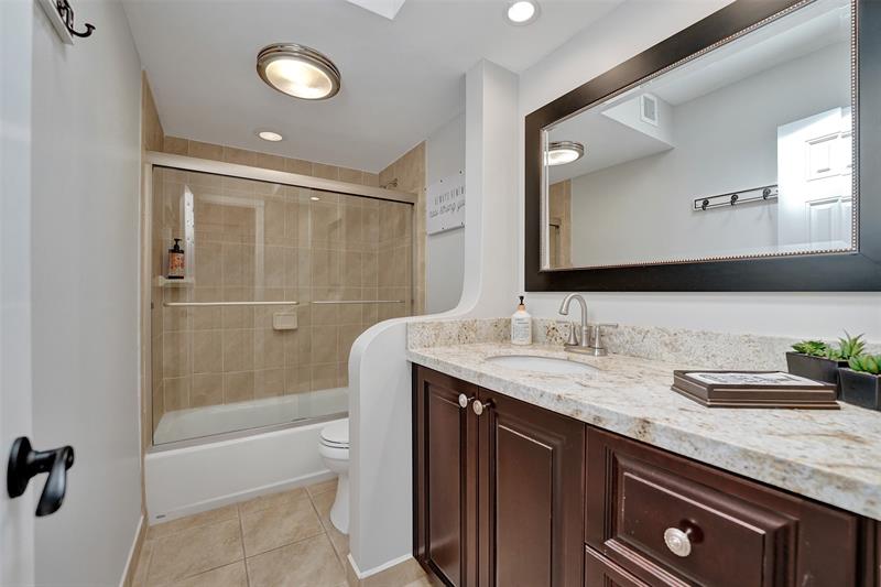 1100 SE 5th Court Pompano Beach FL 33060