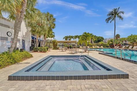 1100 SE 5th Court Pompano Beach FL 33060