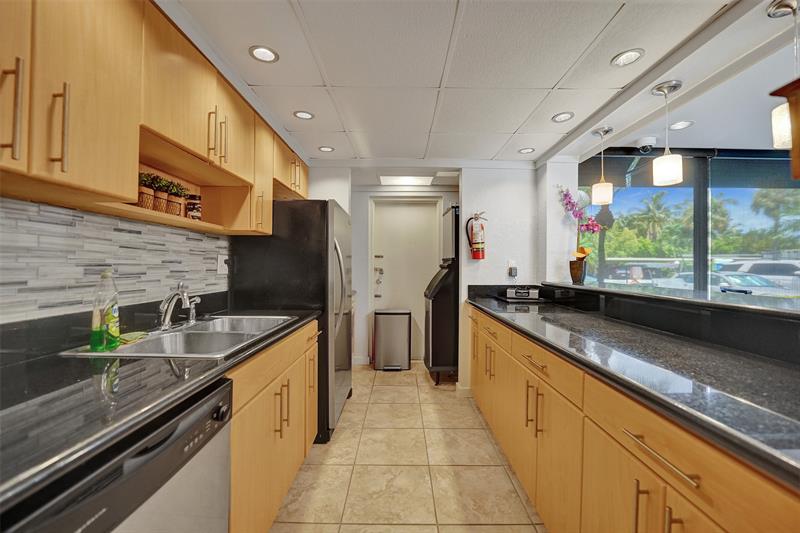 1100 SE 5th Court Pompano Beach FL 33060