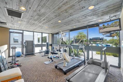 1100 SE 5th Court Pompano Beach FL 33060