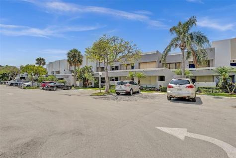 1100 SE 5th Court Pompano Beach FL 33060