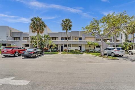 1100 SE 5th Court Pompano Beach FL 33060