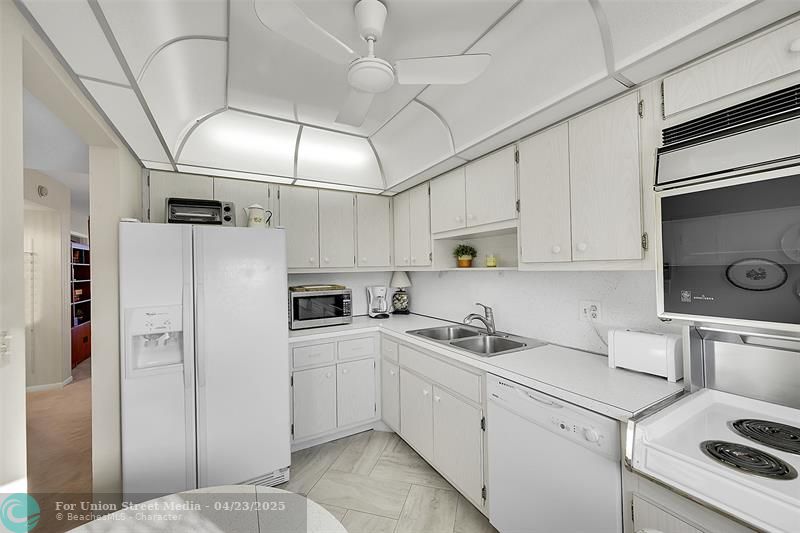 555 NW 4th Avenue Boca Raton FL 33432