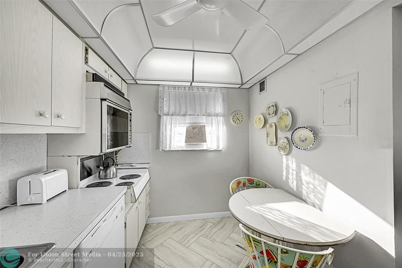 555 NW 4th Avenue Boca Raton FL 33432