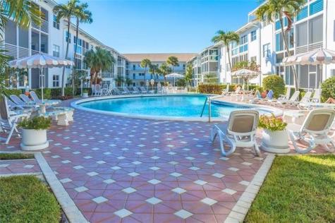 1461 S Ocean Boulevard Lauderdale By The Sea FL 33062