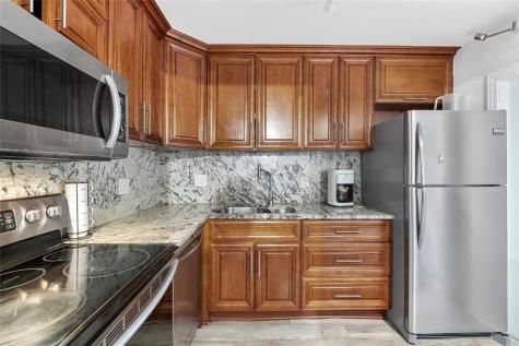 1967 S Ocean Boulevard Lauderdale By The Sea FL 33062