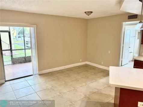 4425 Treehouse Lane Tamarac FL 33319