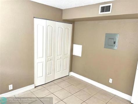 4425 Treehouse Lane Tamarac FL 33319