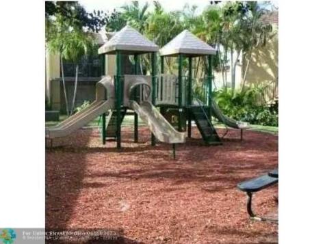 4425 Treehouse Lane Tamarac FL 33319