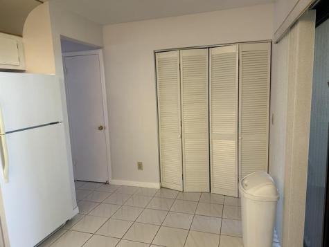 621 NW 105th Way Pembroke Pines FL 33026