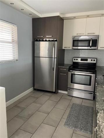 2850 Somerset Drive Lauderdale Lakes FL 33311