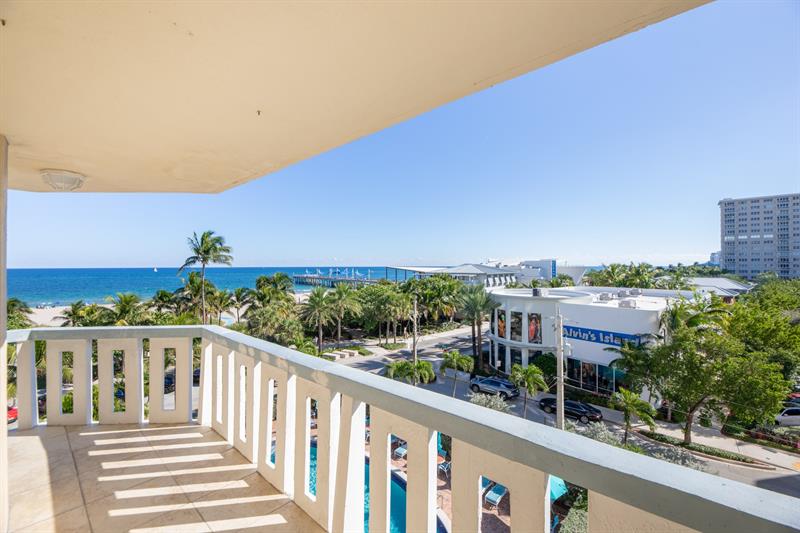 305 N Pompano Beach Boulevard Pompano Beach FL 33062