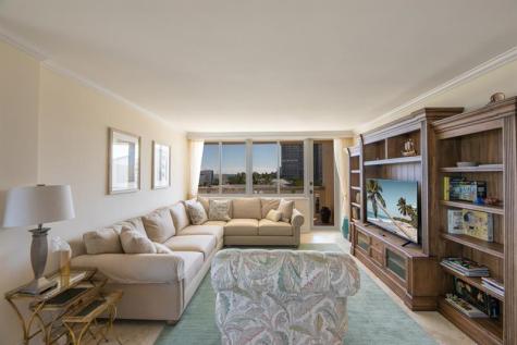 305 N Pompano Beach Boulevard Pompano Beach FL 33062