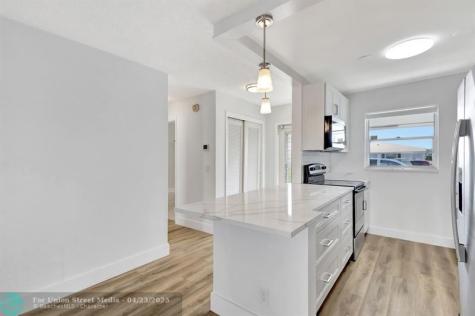 300 SW Golfview Terrace Boynton Beach FL 33426