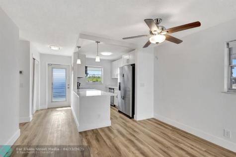 300 SW Golfview Terrace Boynton Beach FL 33426