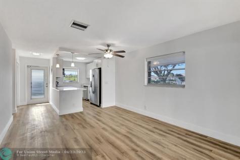 300 SW Golfview Terrace Boynton Beach FL 33426