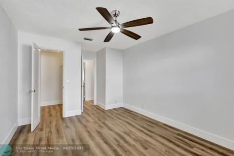 300 SW Golfview Terrace Boynton Beach FL 33426