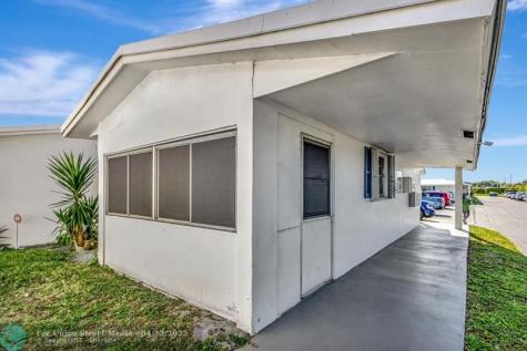 300 SW Golfview Terrace Boynton Beach FL 33426