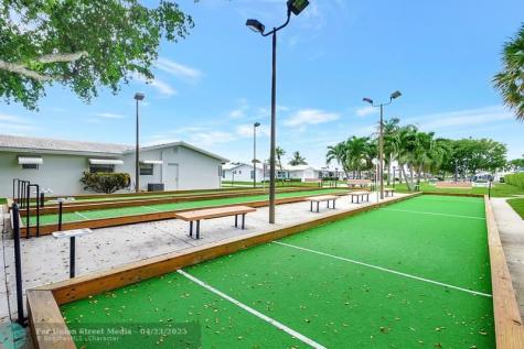 300 SW Golfview Terrace Boynton Beach FL 33426