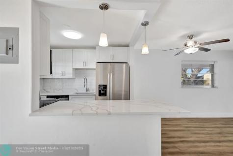 300 SW Golfview Terrace Boynton Beach FL 33426