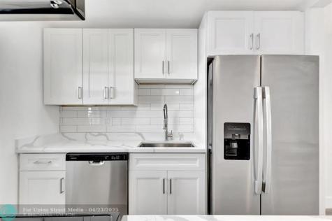 300 SW Golfview Terrace Boynton Beach FL 33426