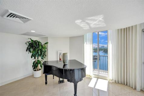 100 S Birch Road Fort Lauderdale FL 33316