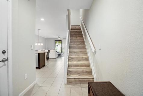 4212 N Dixie Highway Oakland Park FL 33334