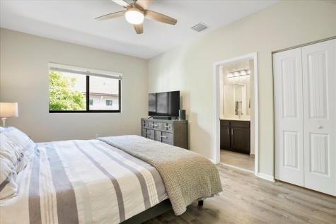 4212 N Dixie Highway Oakland Park FL 33334