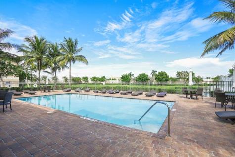 4212 N Dixie Highway Oakland Park FL 33334