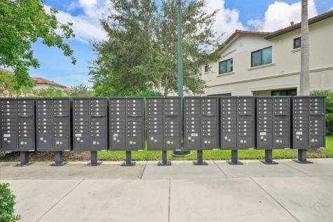 4212 N Dixie Highway Oakland Park FL 33334