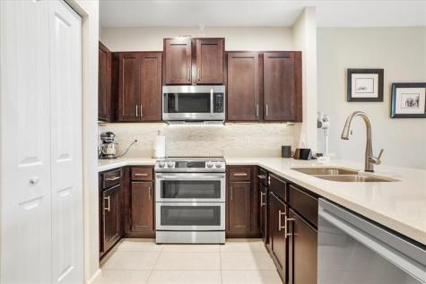 4212 N Dixie Highway Oakland Park FL 33334