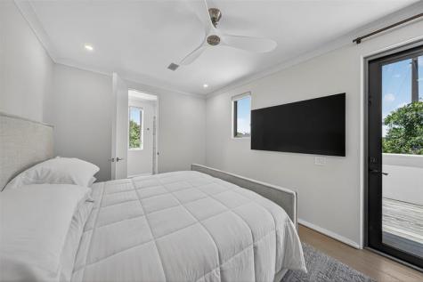 621 SW 5 Place Fort Lauderdale FL 33315